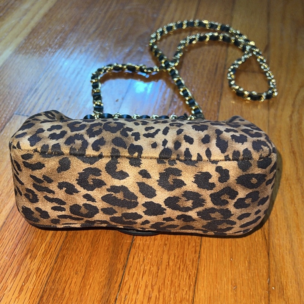Leopard Shoulder Bag - Picture 4 of 7